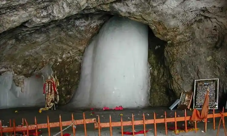 Amarnath Yatra (Jammu and Kashmir)