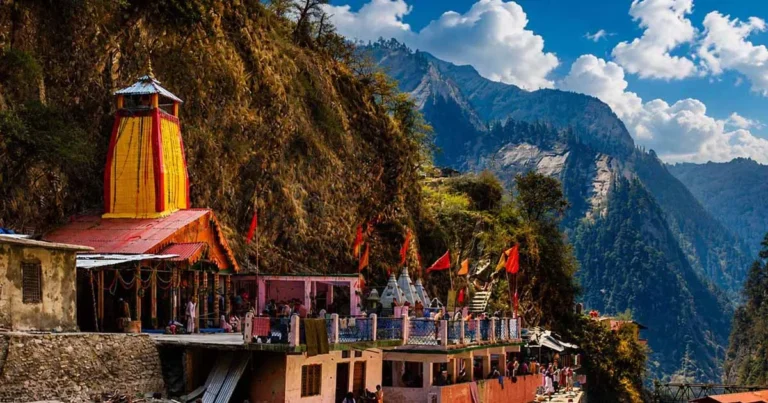 Yamunotri Temple – The World of Immense Spirituality